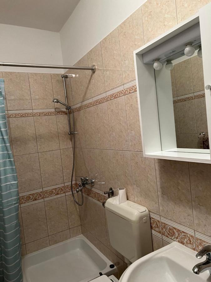 Apartament Leyla *